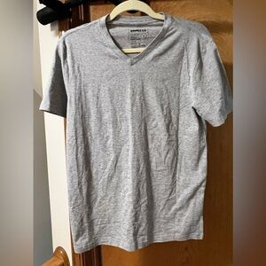 NWOT. Mens Express Tee. Sz M